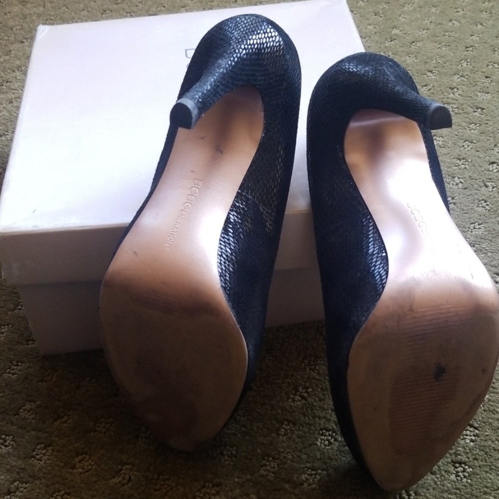 Shoes - Picture 3 of 3
